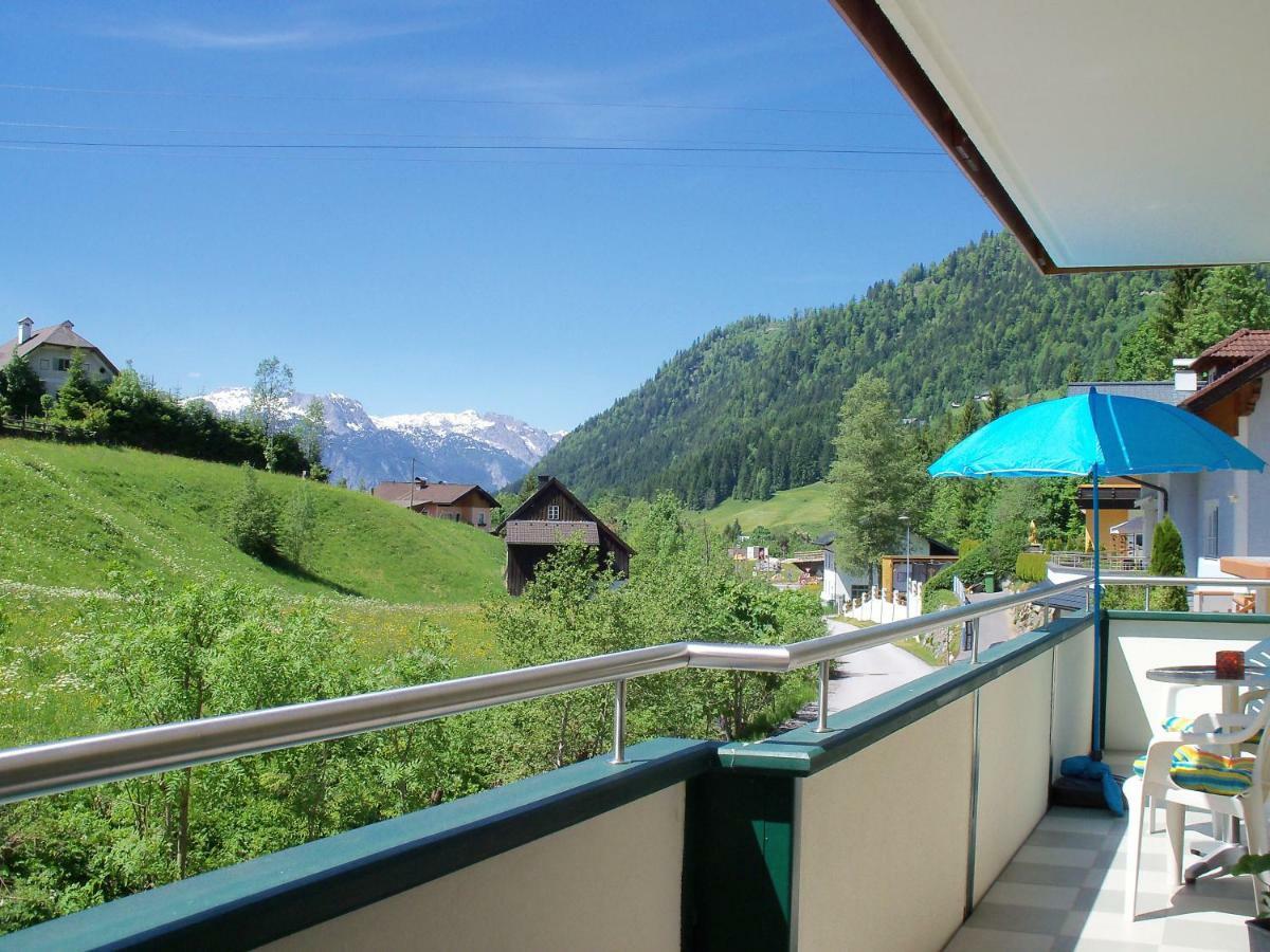 Ferienwohnung Haus Mary Russbach am Pass Gschütt Exterior foto